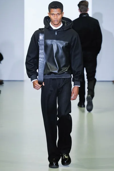 Look 9
